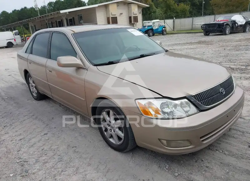 2001 Toyota AVALON photo