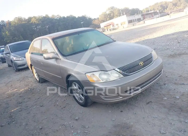 2001 Toyota AVALON photo