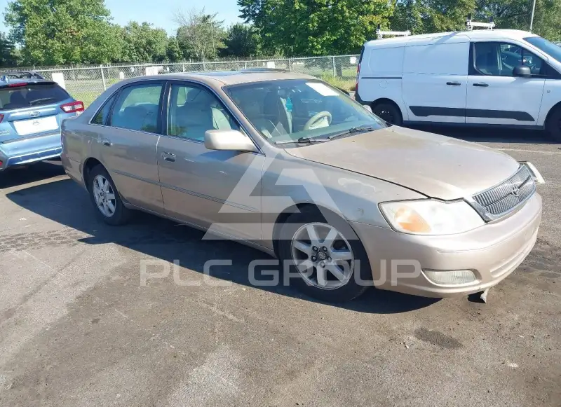 2001 Toyota AVALON фото