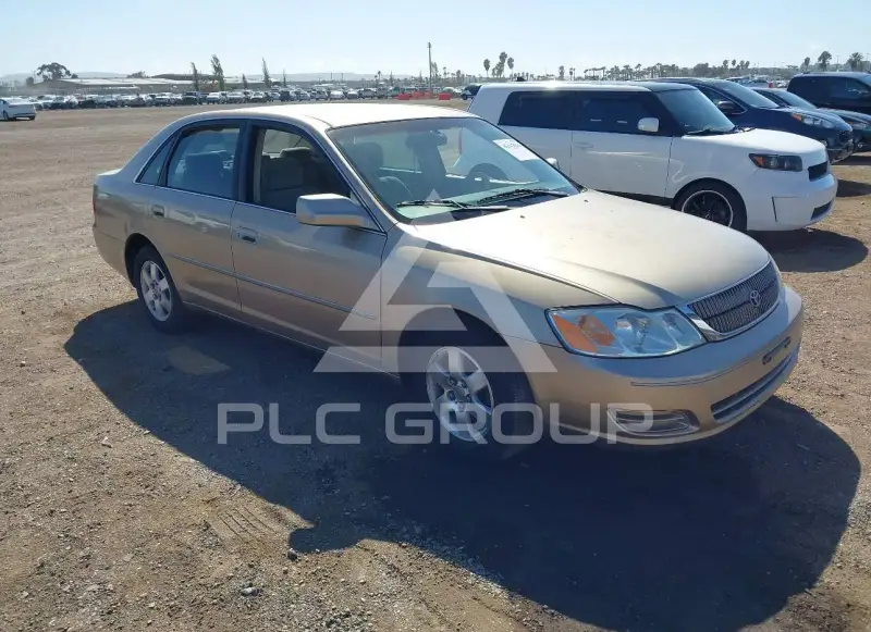 2001 Toyota AVALON фото