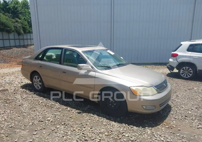 2001 Toyota AVALON photo
