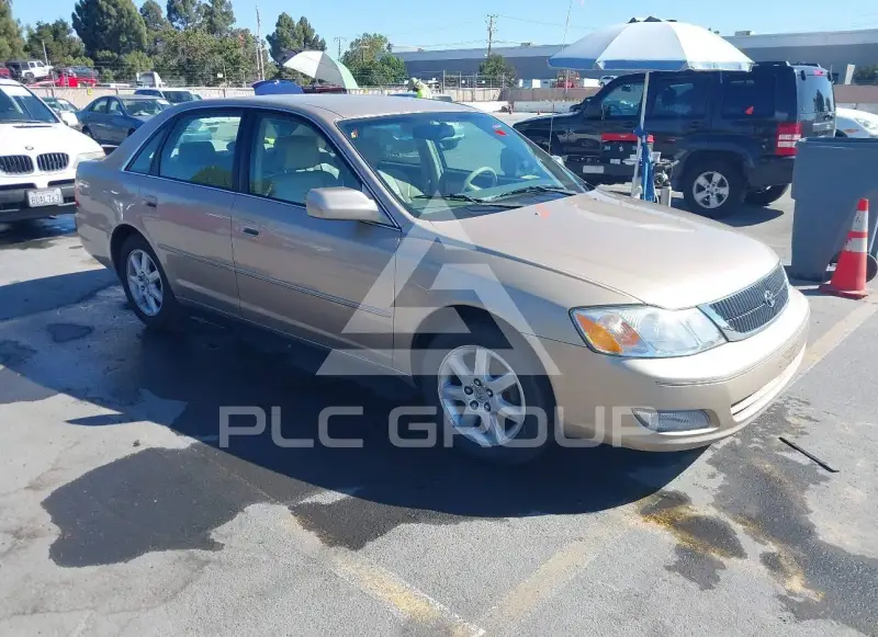 2001 Toyota AVALON фото