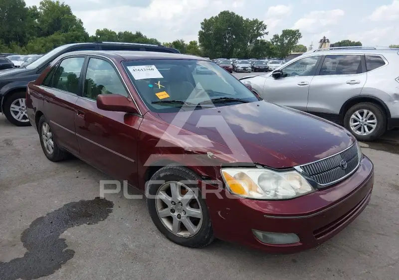 2001 Toyota AVALON фото
