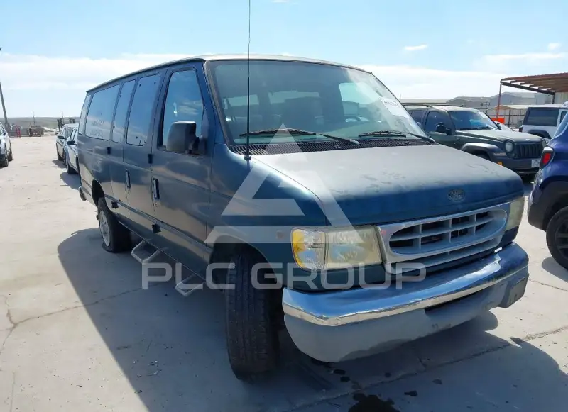 2001 Ford E-350 фото