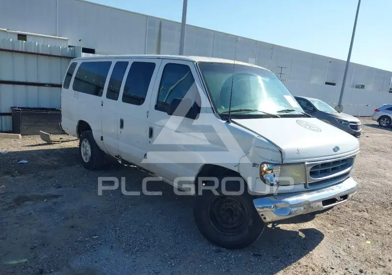 2001 Ford E-350 фото