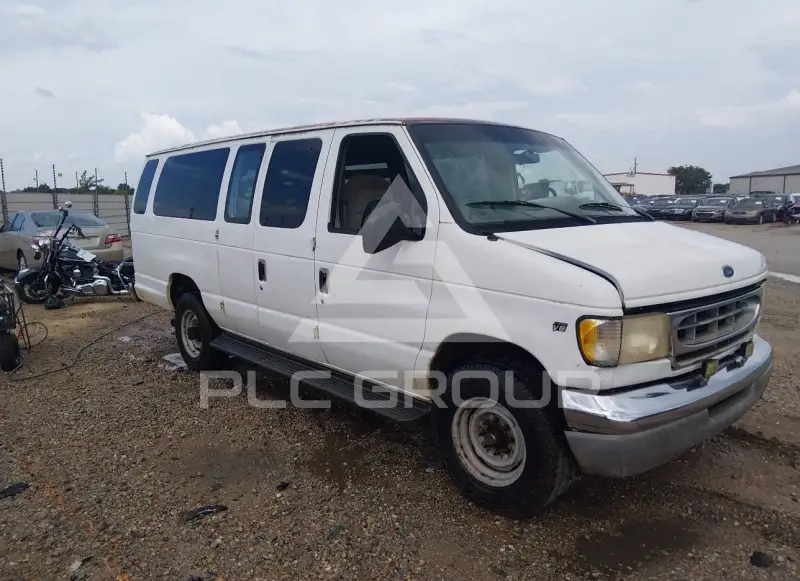2001 Ford E-350 фото