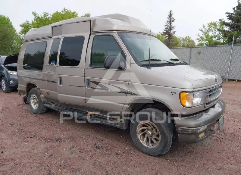 2001 Ford E-150 фото