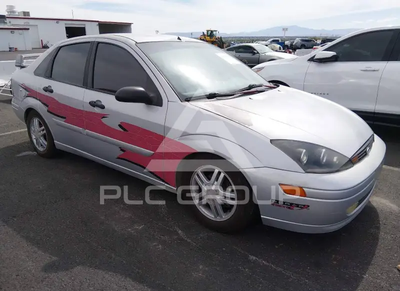 2001 Ford FOCUS photo