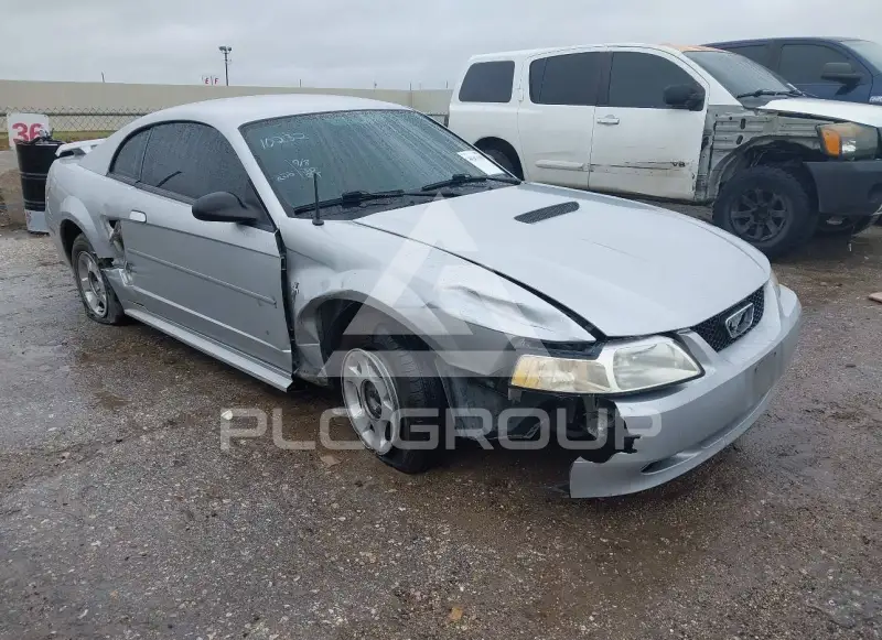 2001 Ford MUSTANG photo