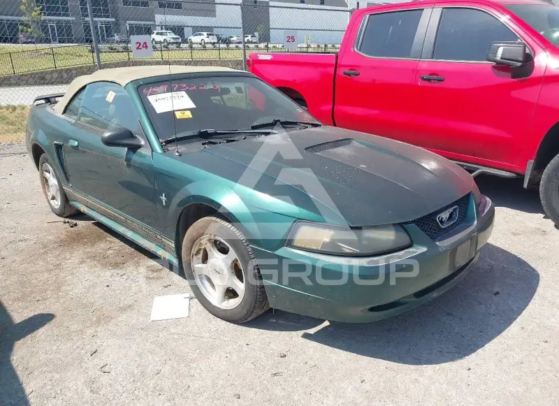 2001 Ford MUSTANG фото