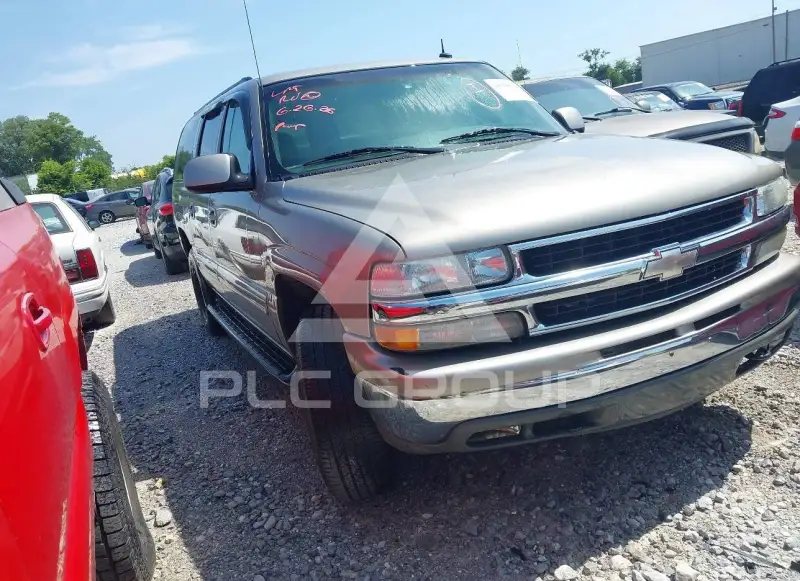 2002 Chevrolet Suburan photo
