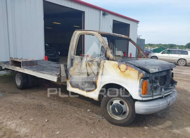 2002 Chevrolet EXPRESS photo