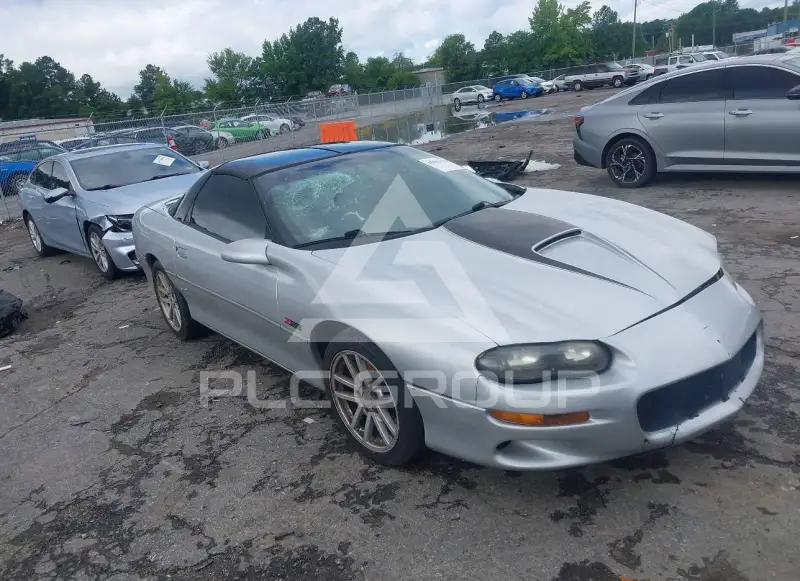 2002 Chevrolet Camaro photo
