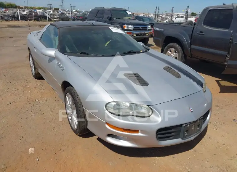 2002 Chevrolet Camaro photo