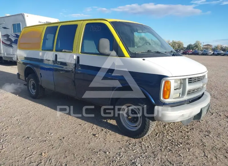 2002 Chevrolet Express photo