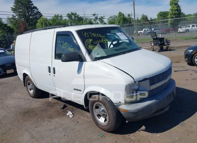 2002 Chevrolet ASTRO photo