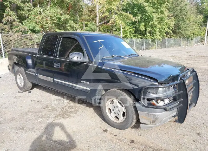 2002 Chevrolet Silverado photo
