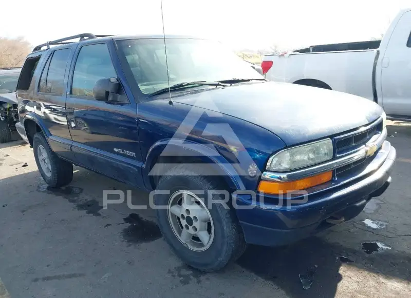 2002 Chevrolet Blazer photo