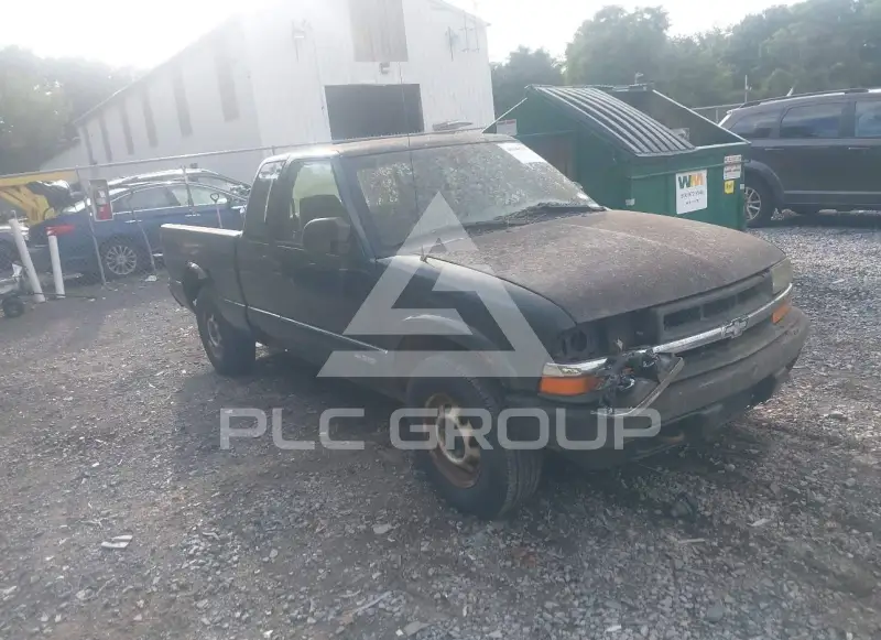 2002 Chevrolet S10 photo
