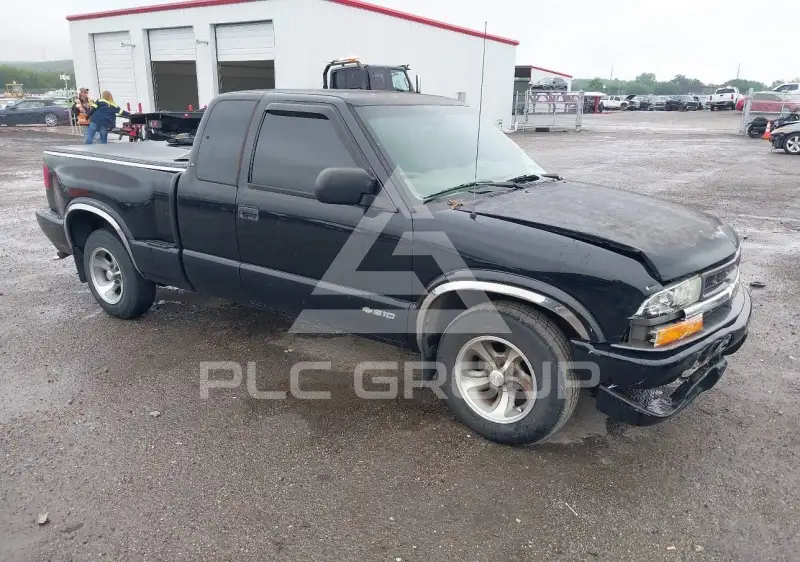 2002 Chevrolet S10 фото