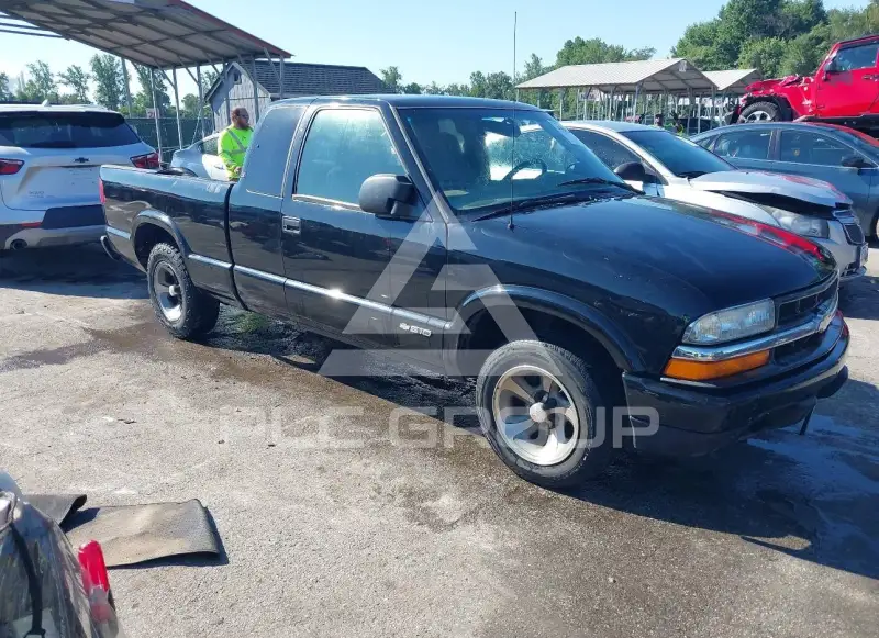 2002 Chevrolet S10 фото