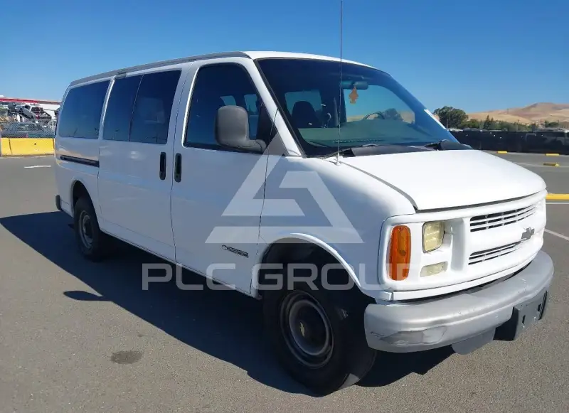2002 Chevrolet Express фото