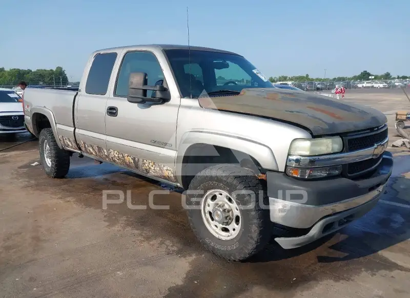 2002 Chevrolet Silverado photo