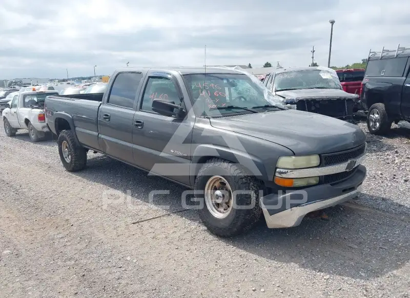 2002 Chevrolet Silverado photo
