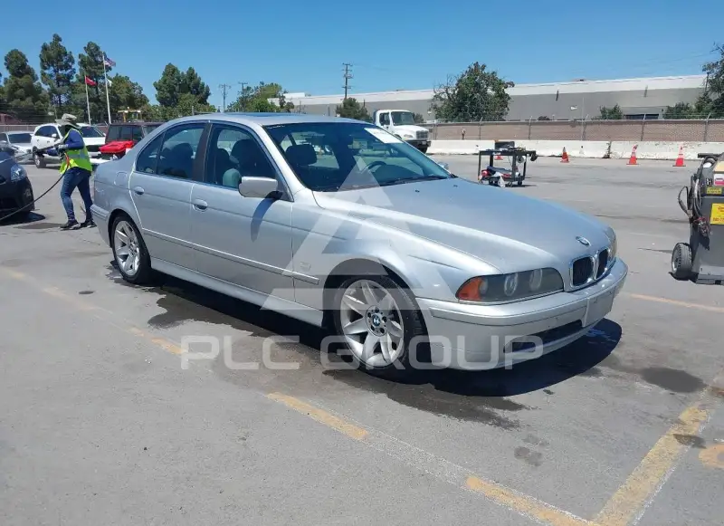 2002 BMW 523 photo