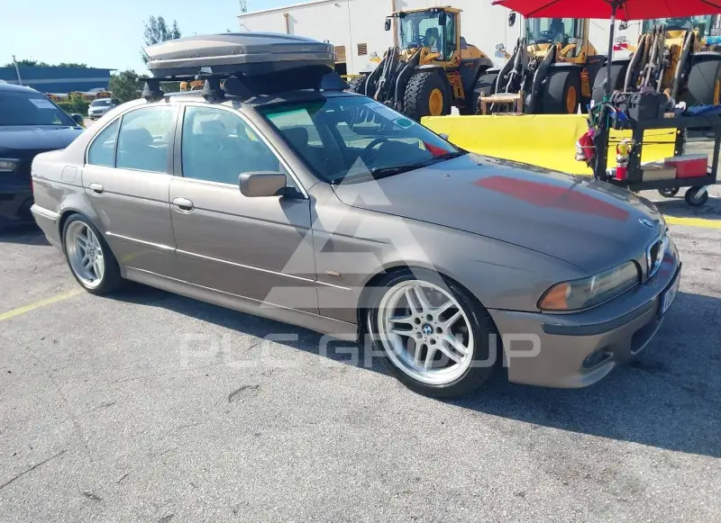 2002 BMW 523 photo