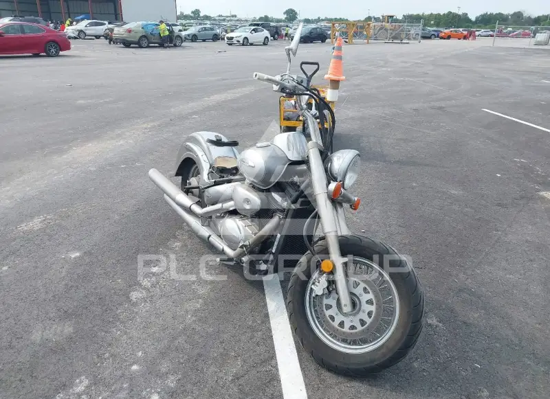 2002 Suzuki VL фото