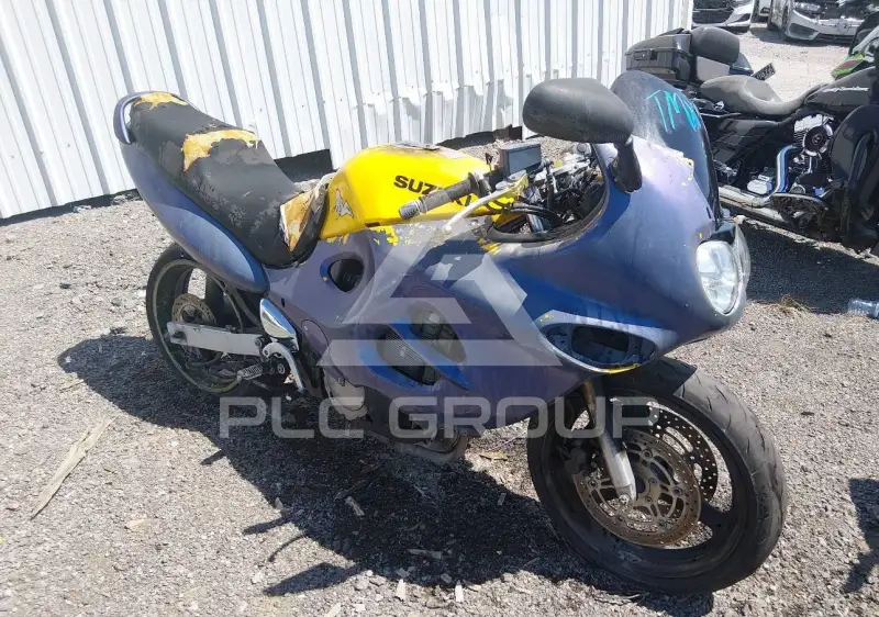 2002 Suzuki GSX фото