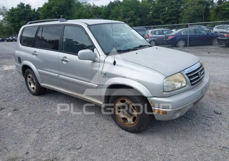 2002 Suzuki XL7 photo