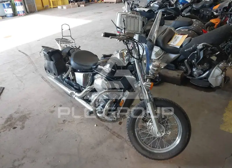 2002 Honda VT750 фото