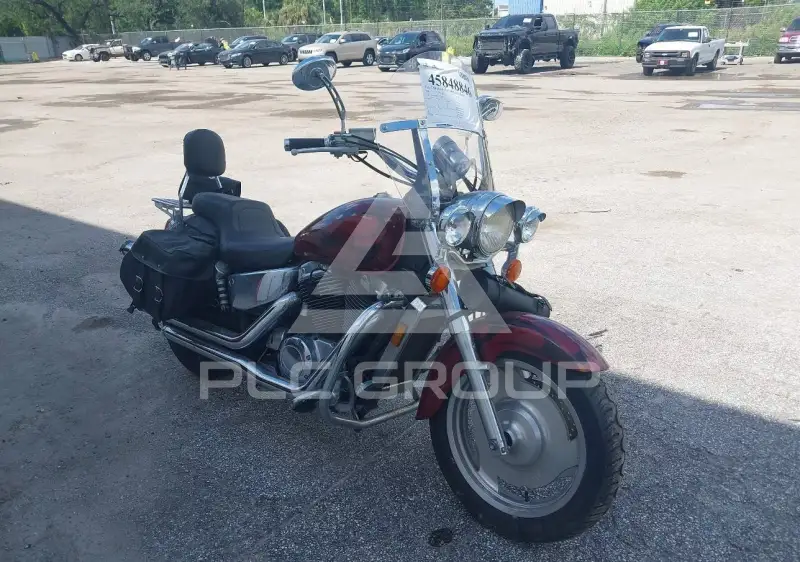 2002 Honda VT1100 фото