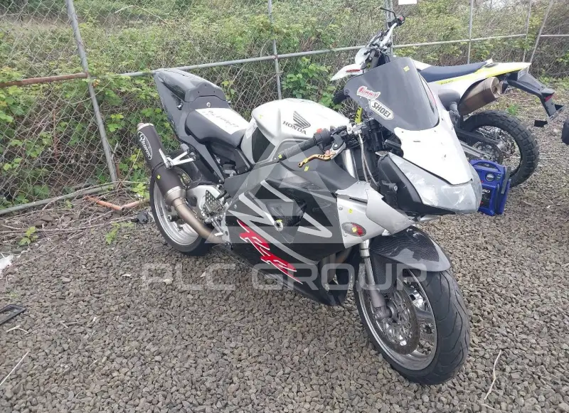 2002 Honda CBR900 фото