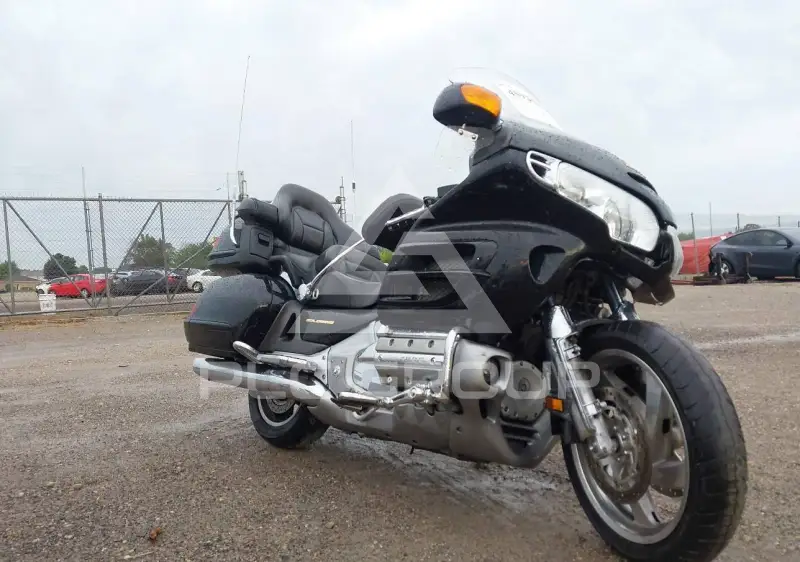 2002 Honda GL1800 фото