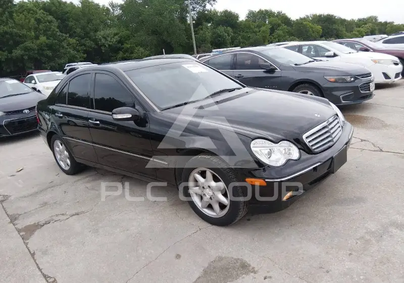 2002 Mercedes Benz C 320 photo