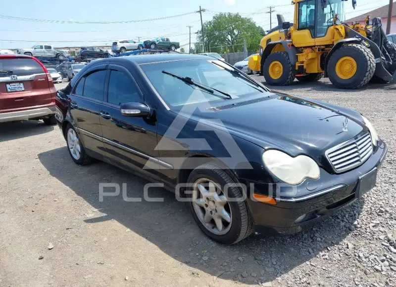 2002 Mercedes Benz C-Class photo