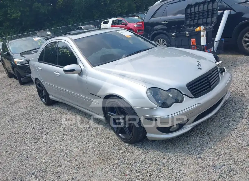2002 Mercedes Benz C 32 AMG photo