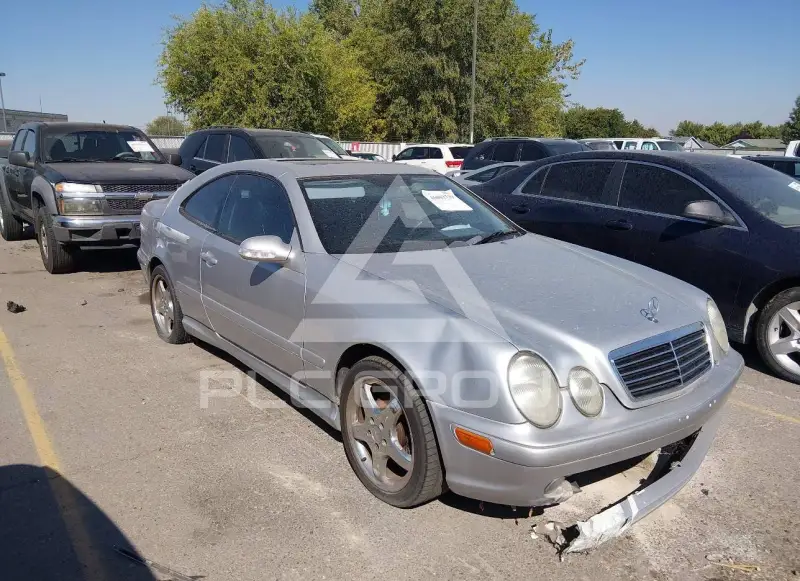 2002 Mercedes Benz CLK 430 photo