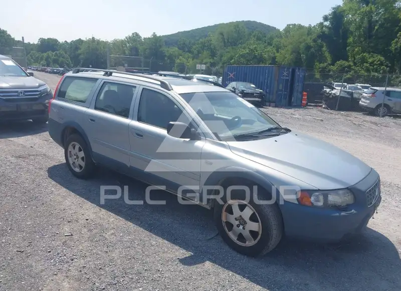 2002 Volvo V70 фото