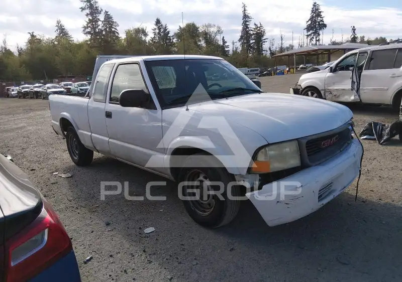 2002 GMC SONOMA photo