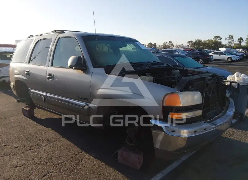 2002 GMC YUKON фото