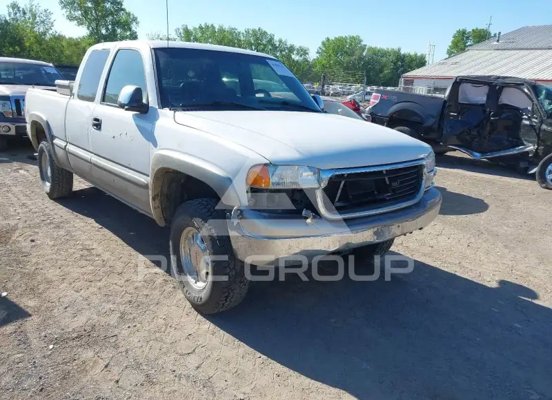 2002 GMC Sierra фото