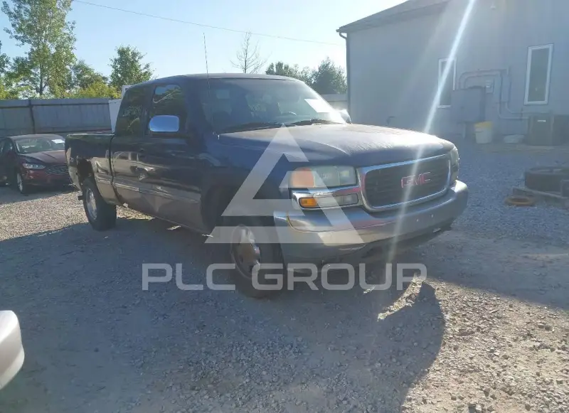 2002 GMC Sierra photo