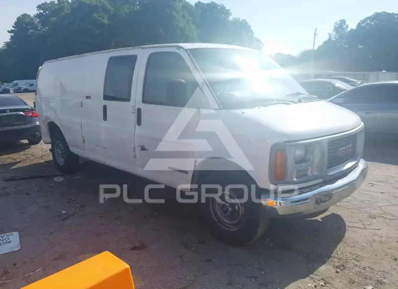 2002 GMC Savana photo