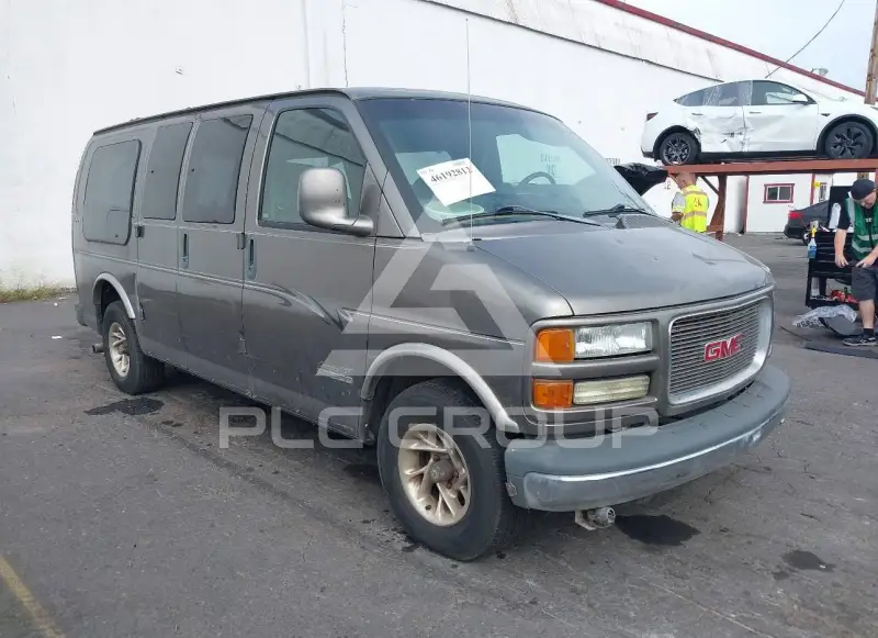 2002 GMC Savana фото