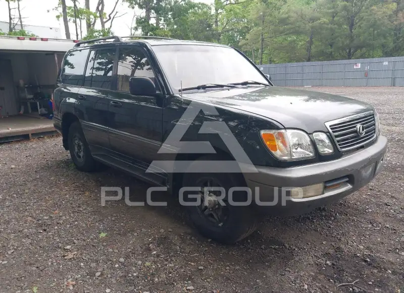 2002 Lexus LX470 фото