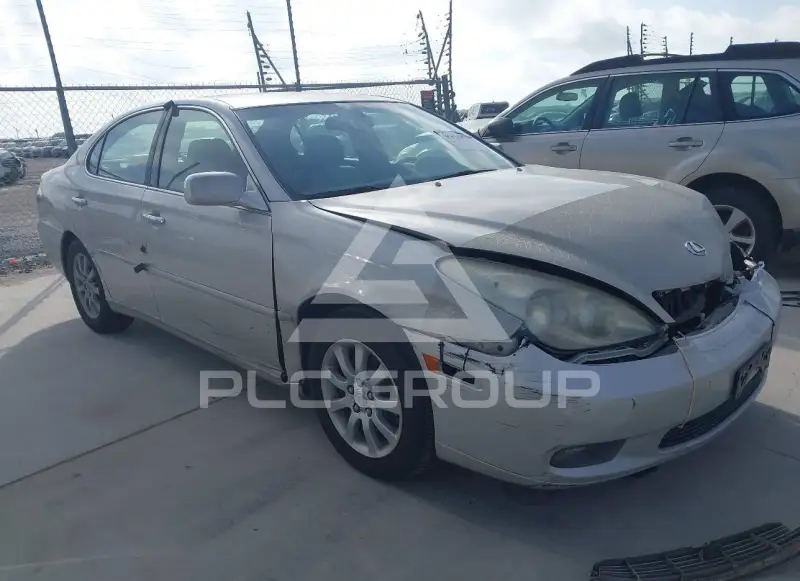 2002 Lexus ES300 photo
